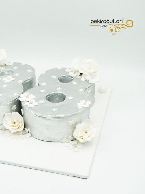 38 Rakamı Harfli Pasta