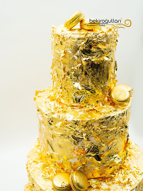 Altın Kaplama Katlı Pasta