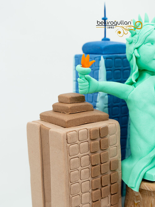 Amerika Temalı Pasta