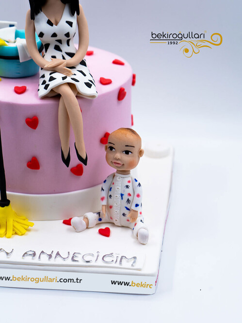 Anne Bebek Figürlü Model Ev Konsept Pasta