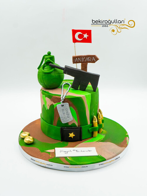Asker Temalı Konsept Pasta