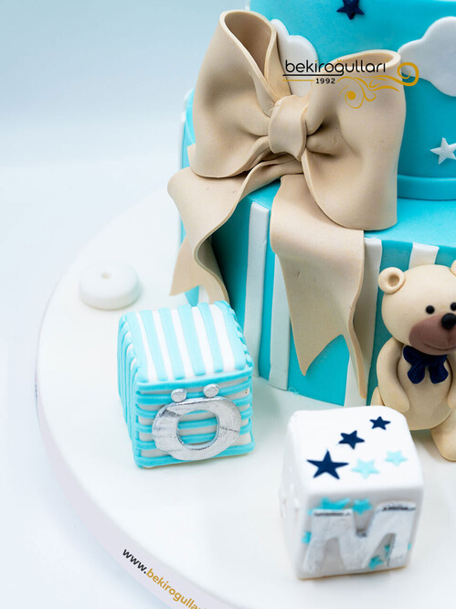 Ayıcık Figürlü İki Katlı Konsept Pasta