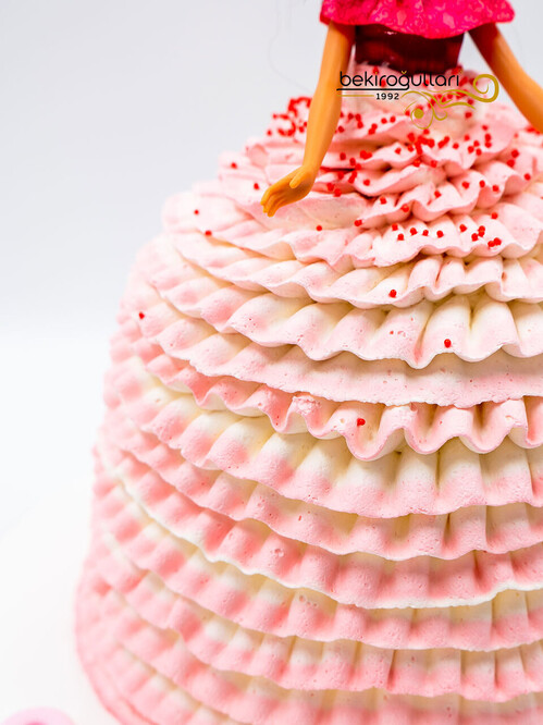 Barbie Temalı Konsept Pasta