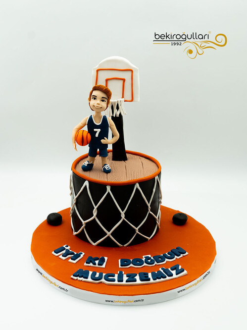 Basketbol Oyuncu Konsept Pasta