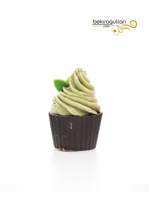 Çikolatalı Kek Yeşil Kremalı