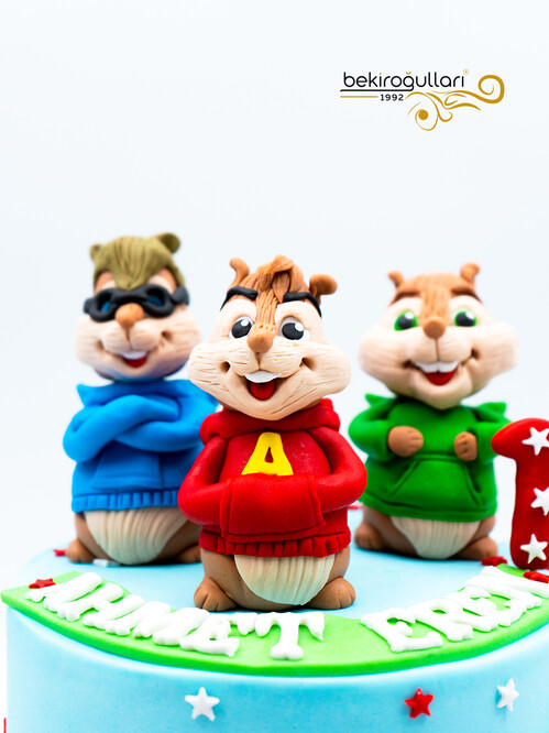 Çizgi Film Karakteri Sincaplı Konsept Pasta
