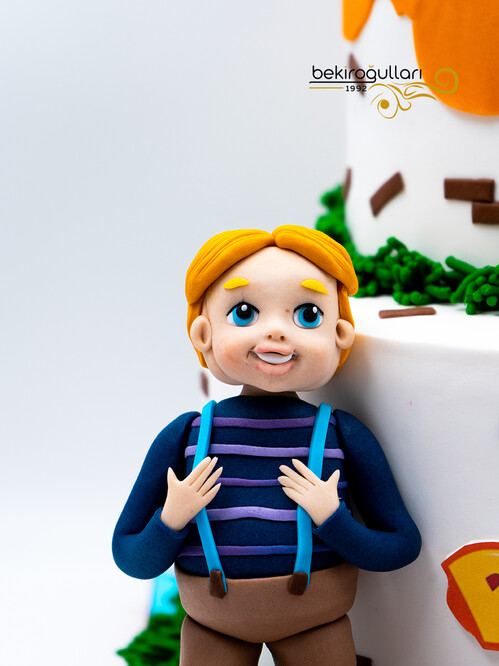 Çizgi Film Karakterleri İki Katlı Konsept Pasta