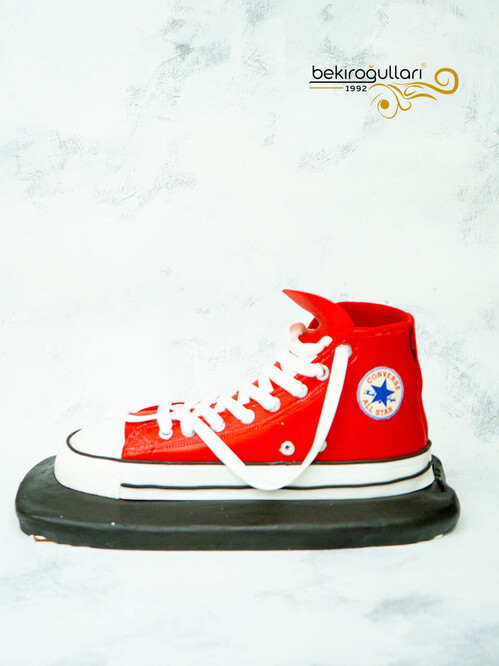 Converse Tasarım Pasta