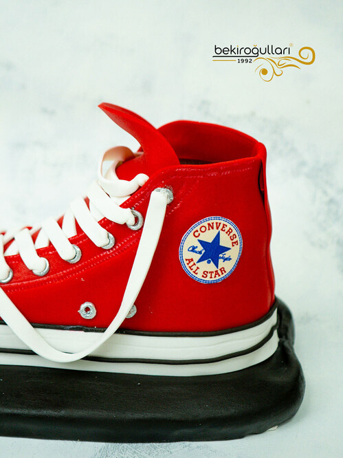 Converse Tasarım Pasta
