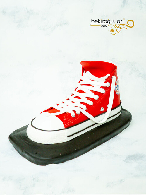Converse Tasarım Pasta