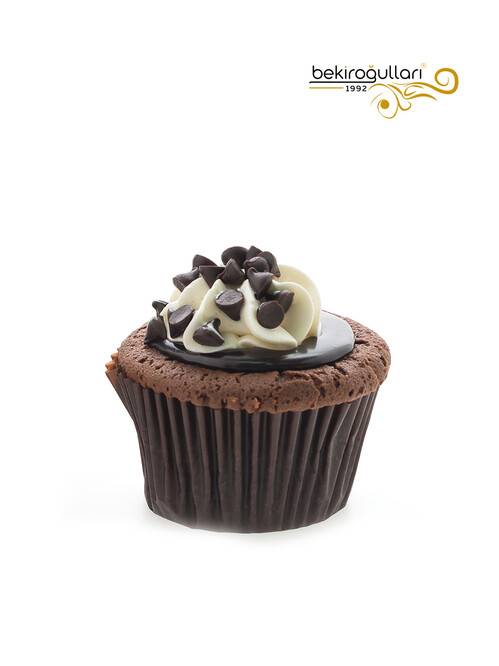 Damla Parçacıklı Çikolatalı Kekli