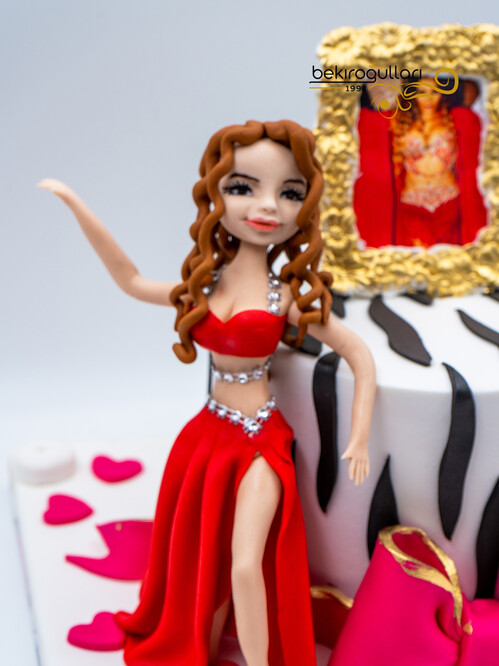 Danscı Temalı Kadın Figürlü Konsept Pasta