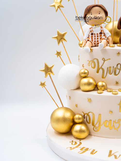 Erkek Çocuk ve Köpek Figür Konsept Pasta