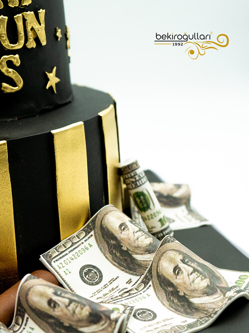 Erkek Model Konsept Pasta