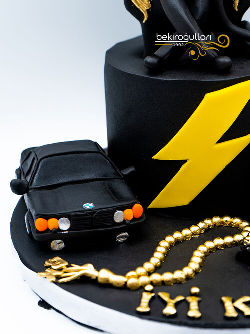 Figür Araba Tesbih Detaylı Konsept Pasta