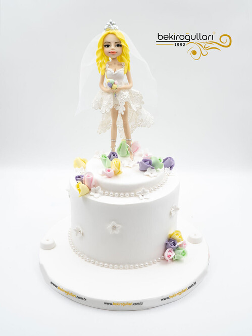 Gelin Figür Konsept Pasta