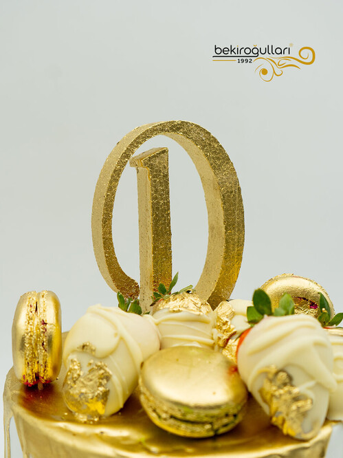 Gold Detaylı Konsept Pasta