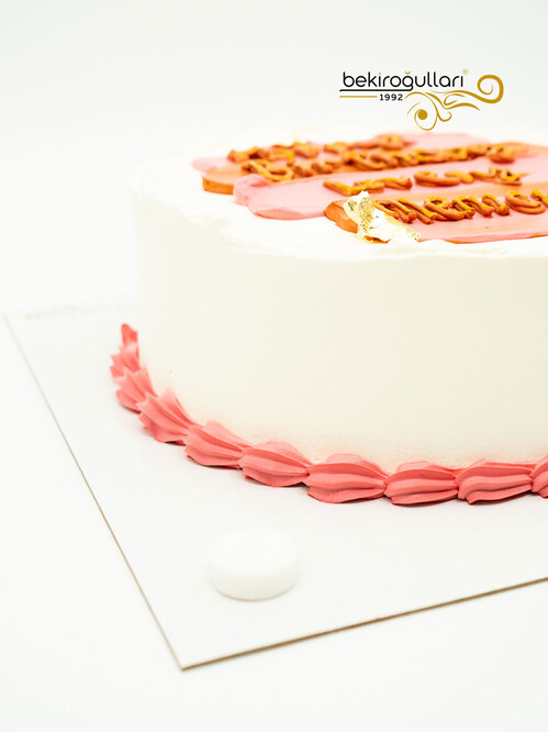 Gold Detaylı Sıvama Pasta