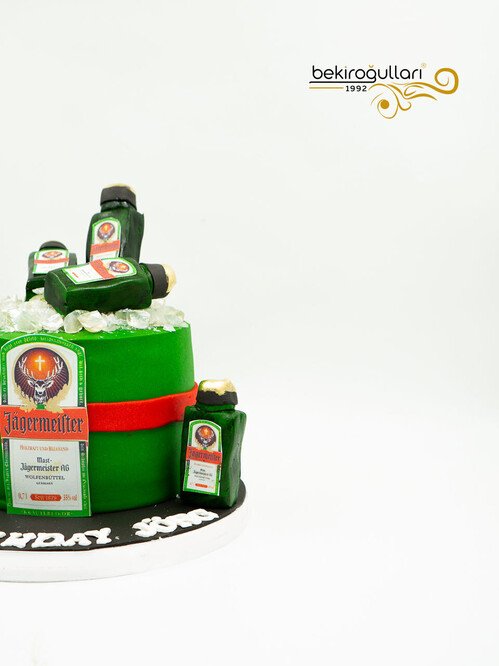 İçecek Temalı Butik Pasta