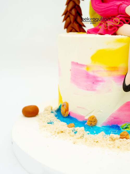 Kadın Figür Tasarım Pasta