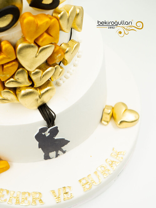 Kalp Detaylı Sevgili Pasta