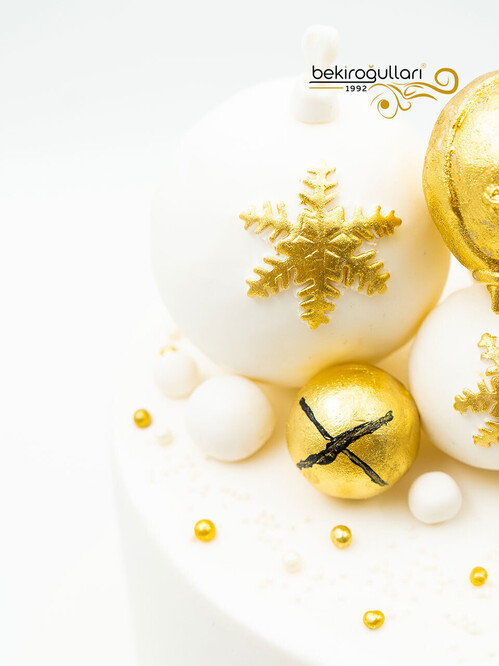 Kar Tanesi Temalı Pasta