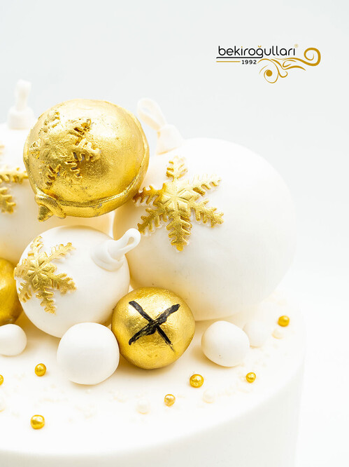 Kar Tanesi Temalı Pasta