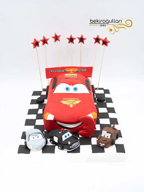 Kırmızı Yarış Arabası Konsept Pasta