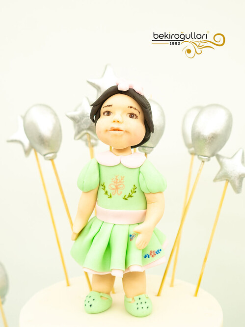 Kız Çocuk Figür Pasta
