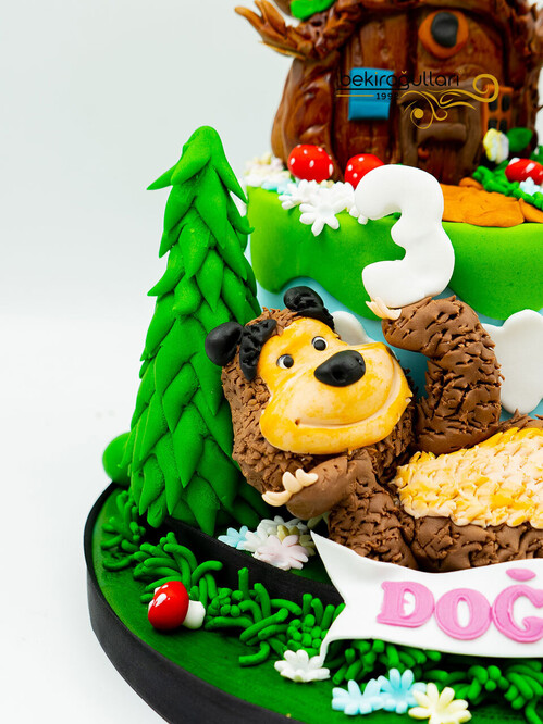 Koca Ayı ve Maşa Pasta