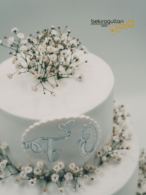 Küçük Çiçek Detaylı Konsept Pasta