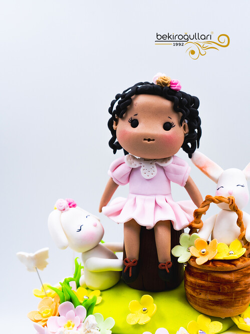 Küçük Kız Bahçe Model Konsept Pasta