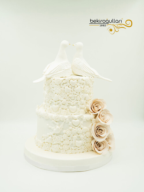 Kuş Detaylı Konsept Pasta