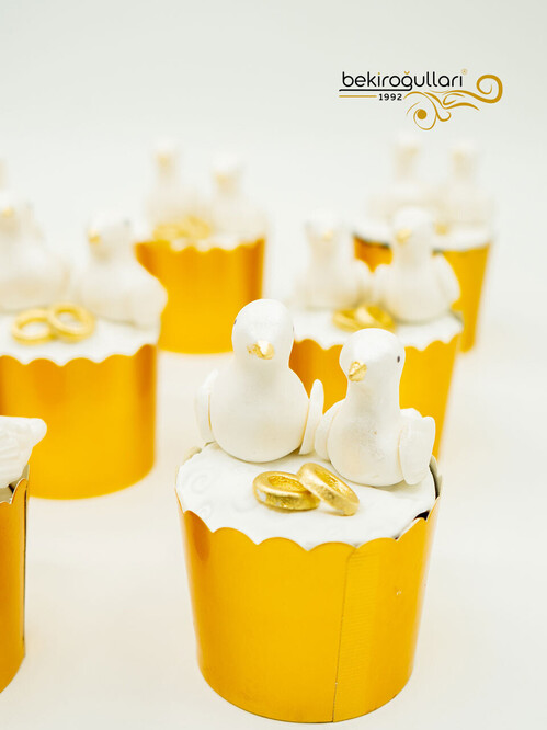 Kuş Detaylı Model Cupcake