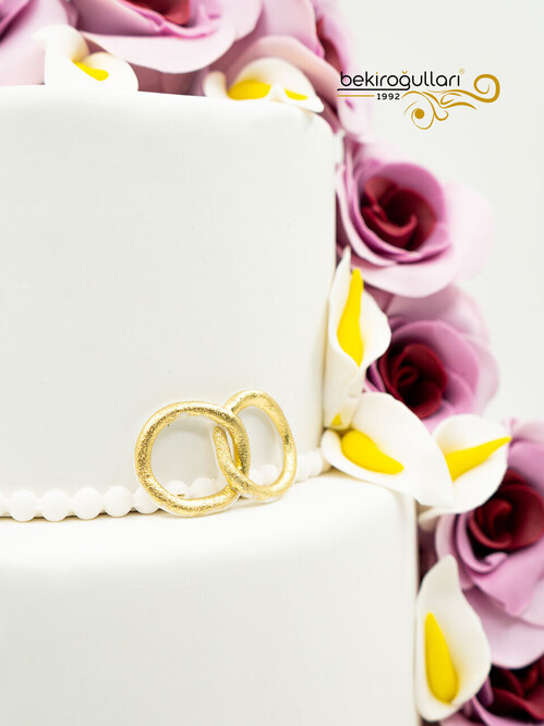 Mor Çiçekli Butik Pasta