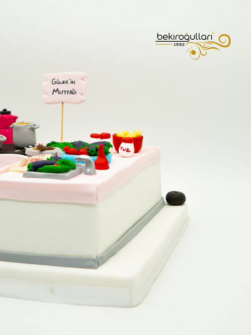 Mutfak Temalı Tasarım Pasta