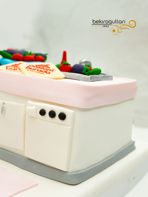 Mutfak Temalı Tasarım Pasta