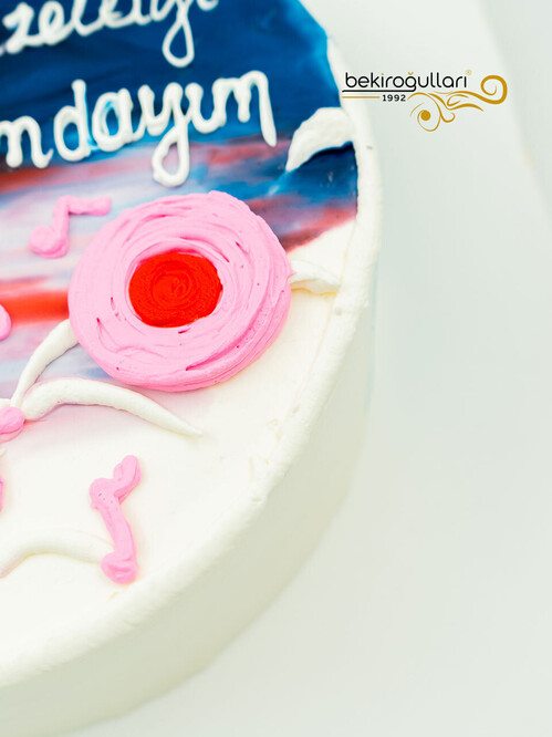 Müzik Temalı Naked Pasta