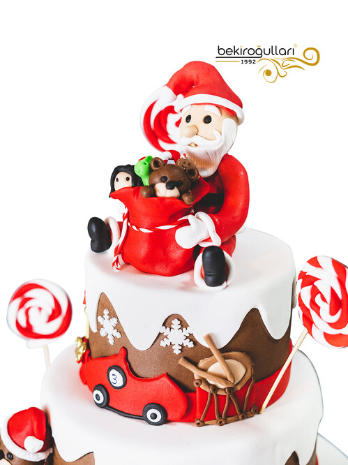 Noel Baba Model Yılbaşı Konseptli Doğum Günü Pastası