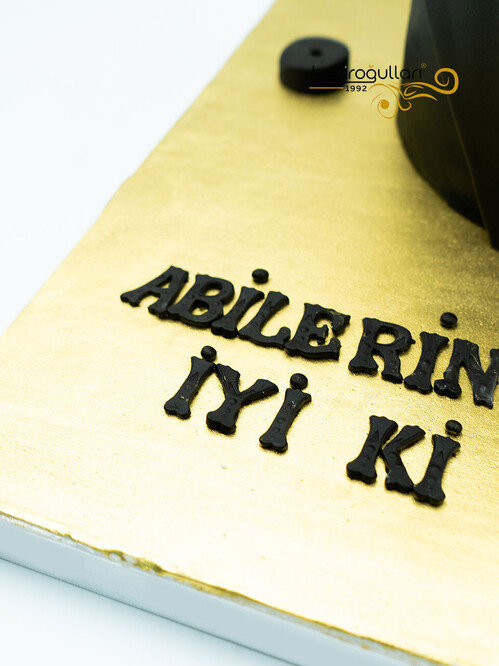 Papyon Tasarımlı Erkek Figür Pasta