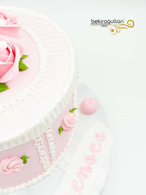 Pembe Çiçek Butik Pasta