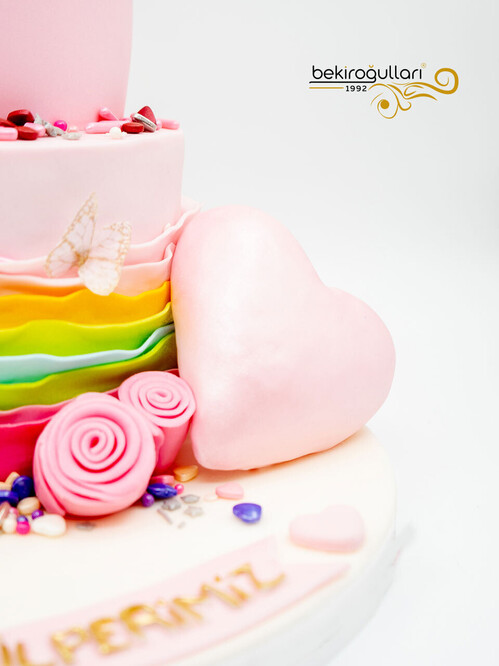 Pembe Taç Konsept Pasta