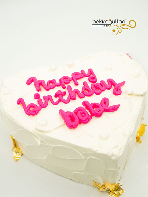 Pembe Yazılı Sıvama Pasta