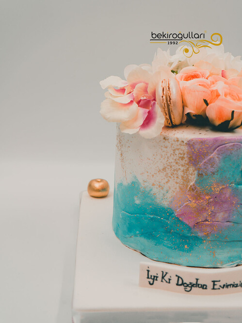 Renkli Çiçekler Makaronlar Konsept Pasta