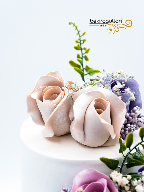 Renkli Güller Konsept Pasta