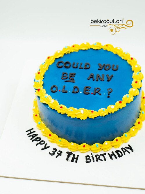 Sarı Süslemeli Sıvama Pasta