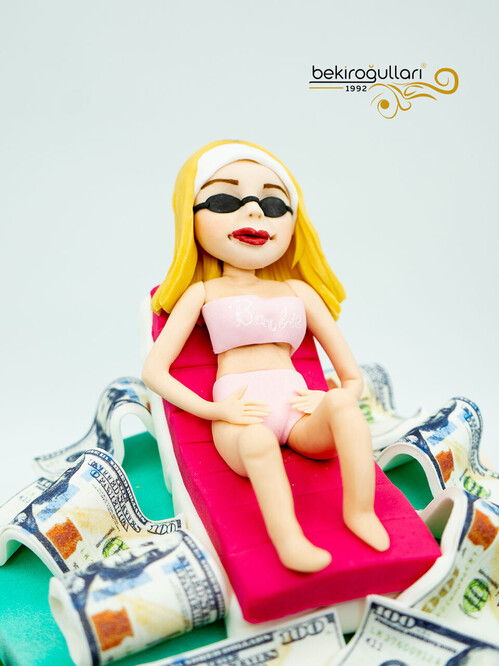 Şezlong Detaylı Butik Pasta