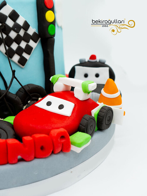 Şimşek McQueen pasta