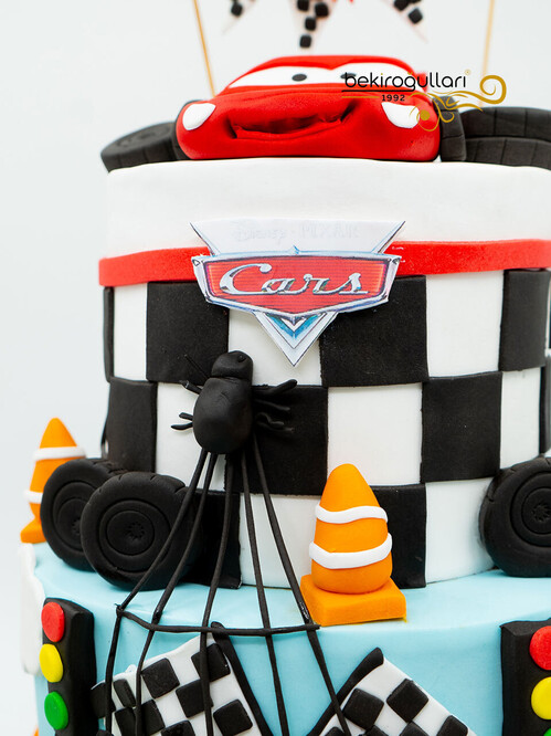 Şimşek McQueen pasta