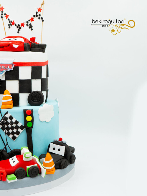 Şimşek McQueen pasta